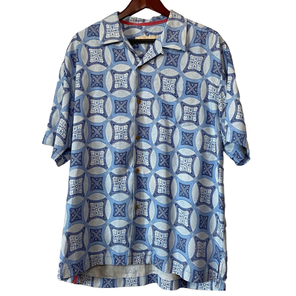 Tommy Bahama 100% Silk Blue Geometric Button Up Size Large